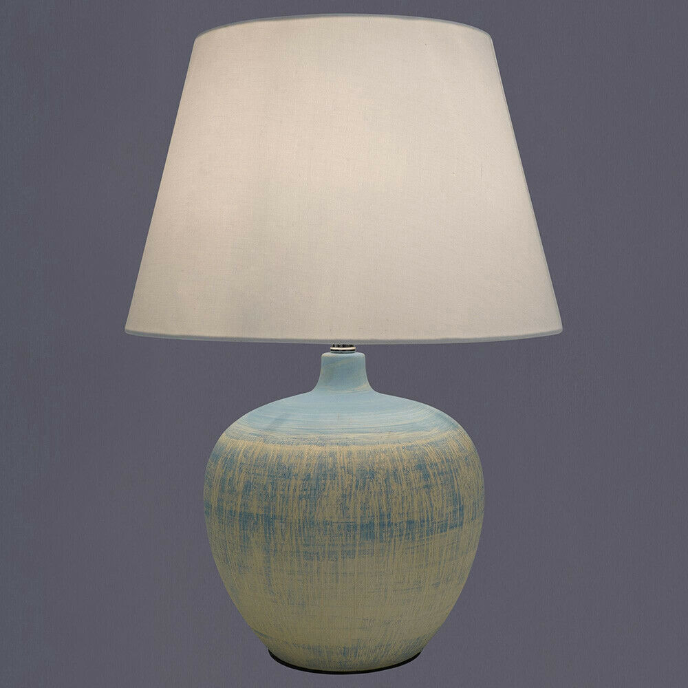 Tenby Tischlampe mit glasiertem Keramikfuß und stoffbeschichtetem Schirm