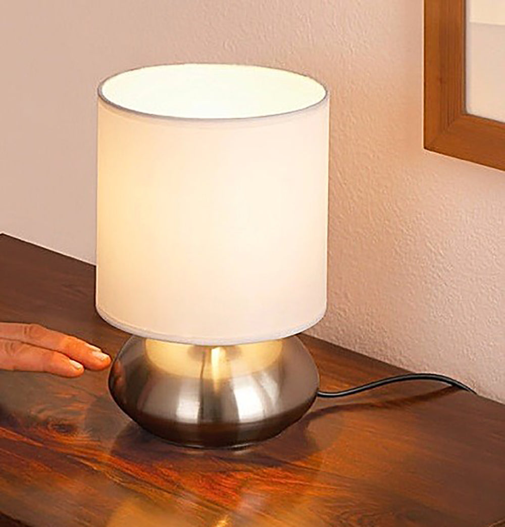 Silberne Chrom-Paar Touch-Lampen mit weißem Lampenschirm und stufenloser Dimmoption