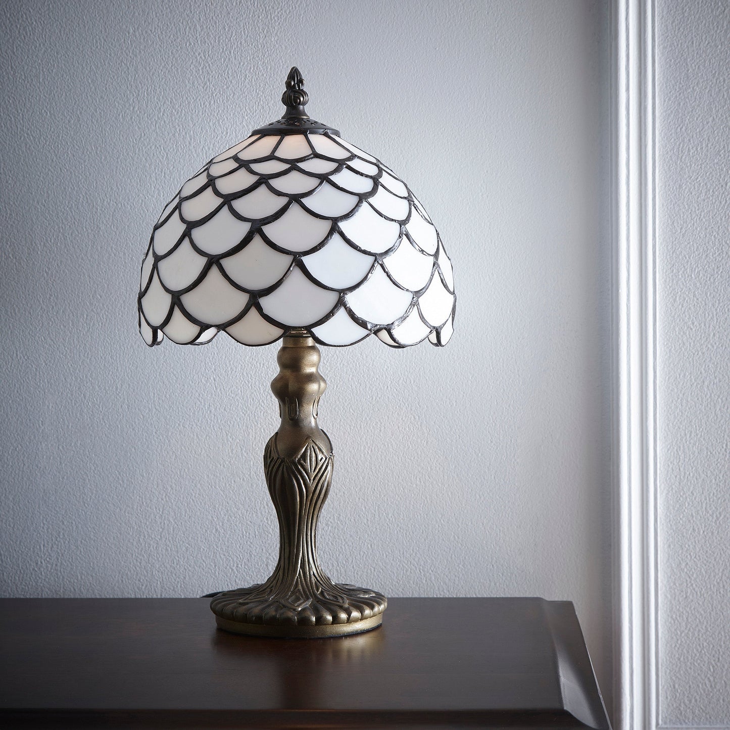 Lincoln Tiffany Stil Antike Messing Tischlampe mit Schirm (Elfenbeinweißer Schirm)
