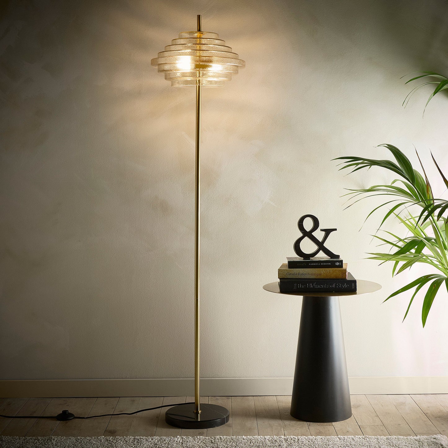 Amber-Kupfer-Glas-Tischlampe, Stehlampe oder Deckenpendelleuchte mit Messing-Finish und Marmorlampenfüßen